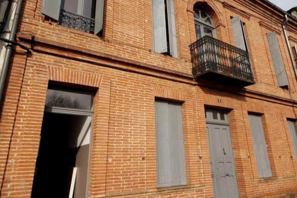 Le Cours Foucault - 3 Appartements - 8 Couchages Montauban Exteriér fotografie